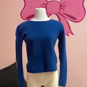 100% cashmere sweater